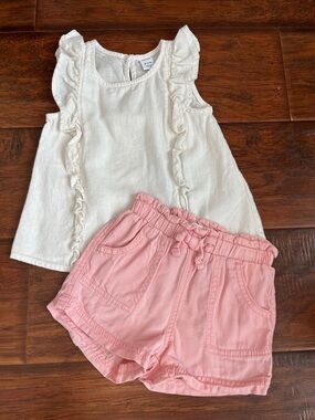 ⭐️⭐️PICK 5 / $20 Old Navy Cream Ruffle Tank & Pink Shorts Set 18-24M